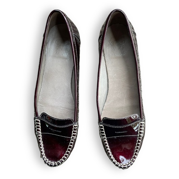 Circa Joan & David Burgundy Patent Leather Shoes Loafers Shiny Wine Flats Size 9 - Picture 4 of 6